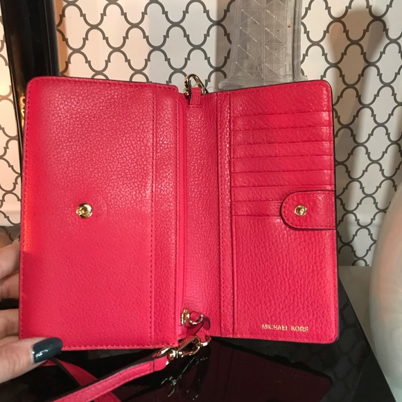 Michael Kors crossbody - Picture 3 of 4